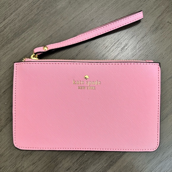 Kate Spade Wristlet - Picture 1 of 2